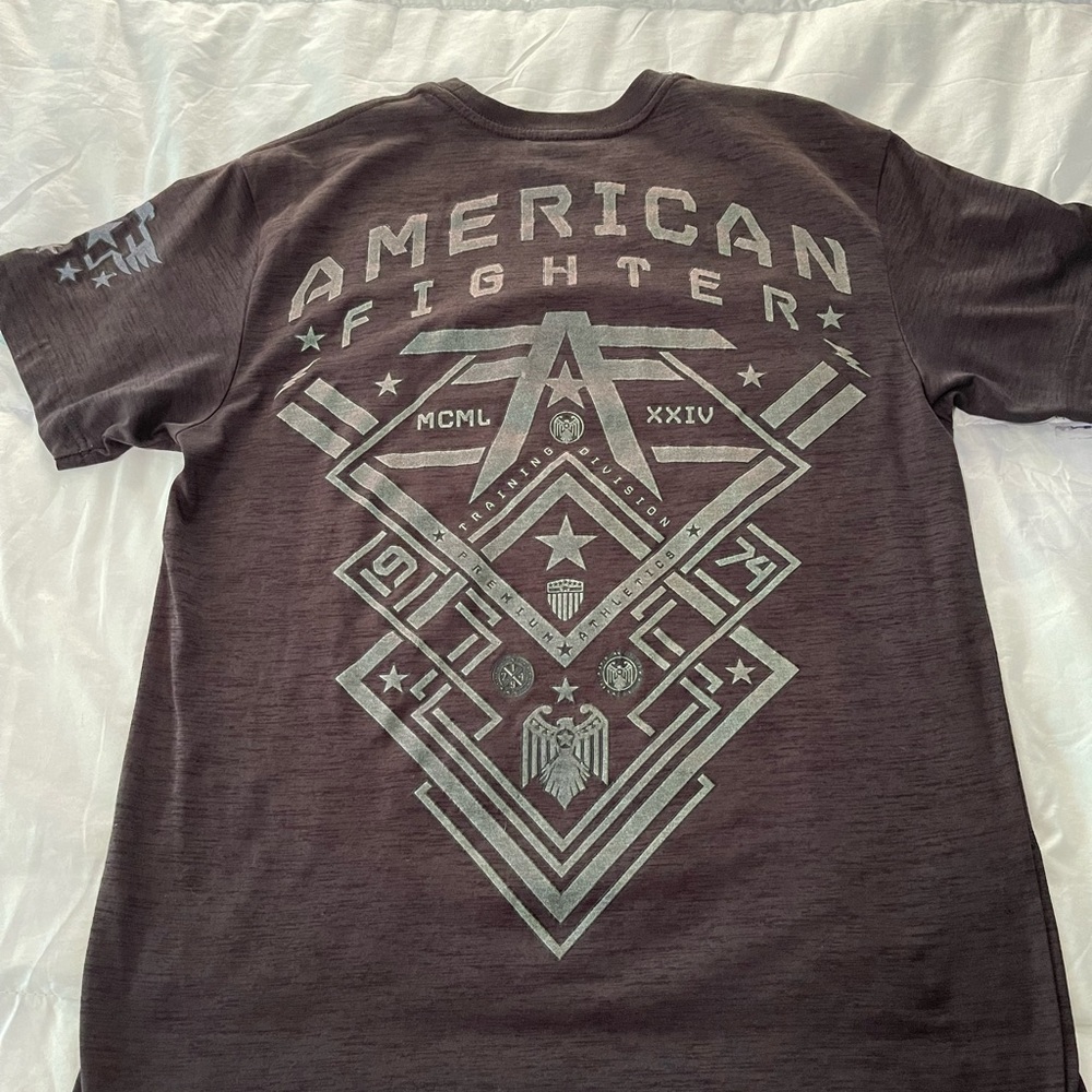 American fighter t shirt (large)
